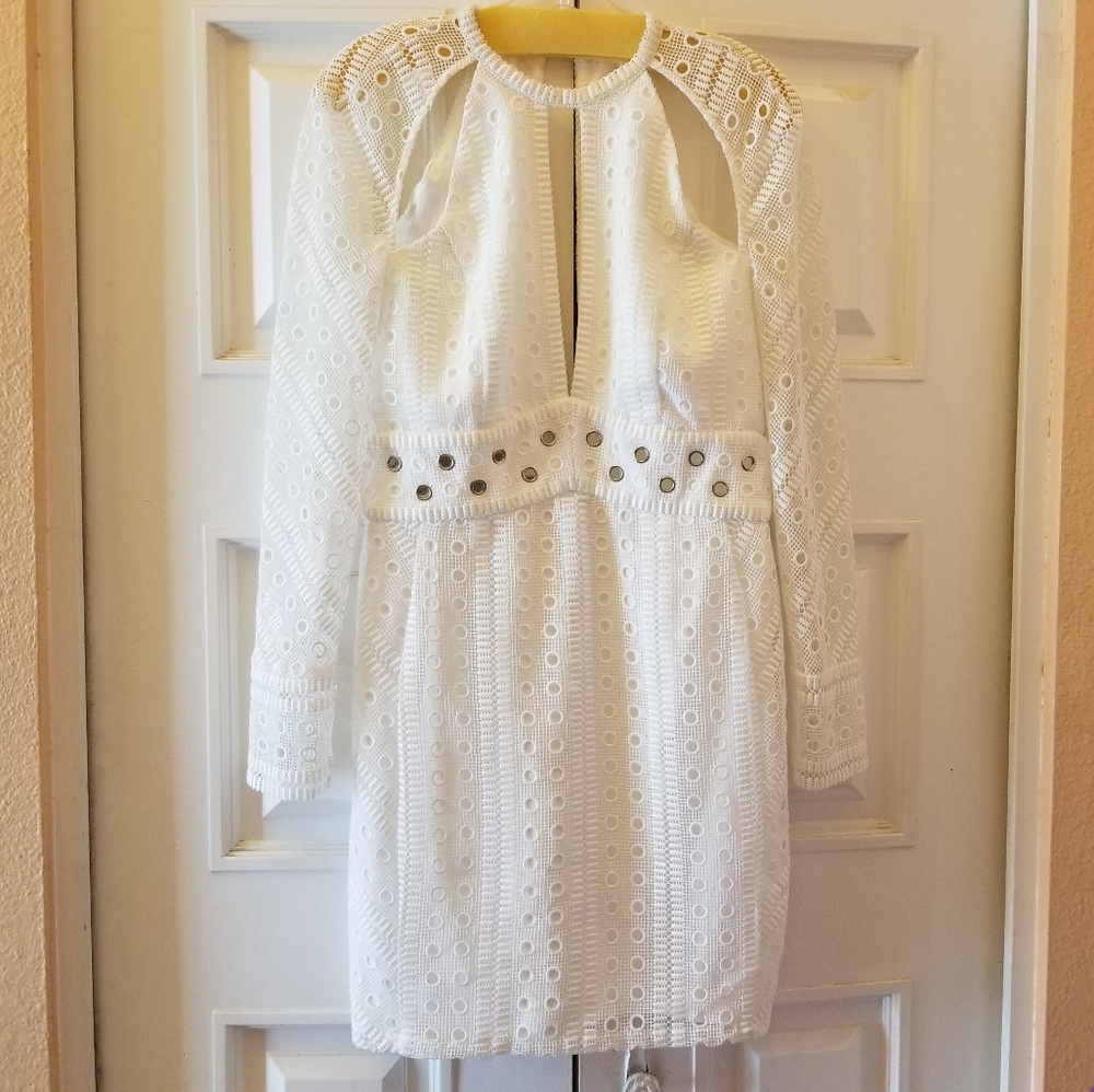 Bardot Dress White W/Silver Rivots Sz 8